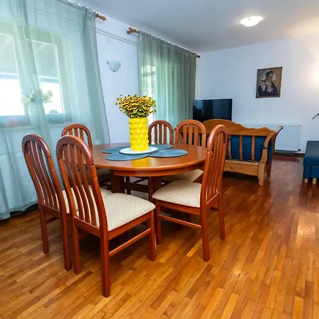 Bianca 펜션 Gabonjin